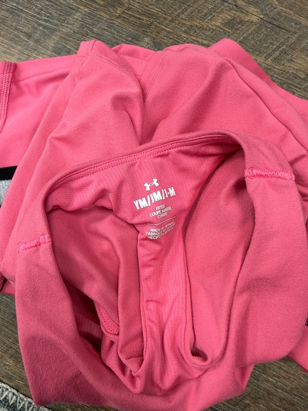 Under Armour Hot Pink Racerback Crop Top & Logo Waistband Shorts - Picture 4 of 4